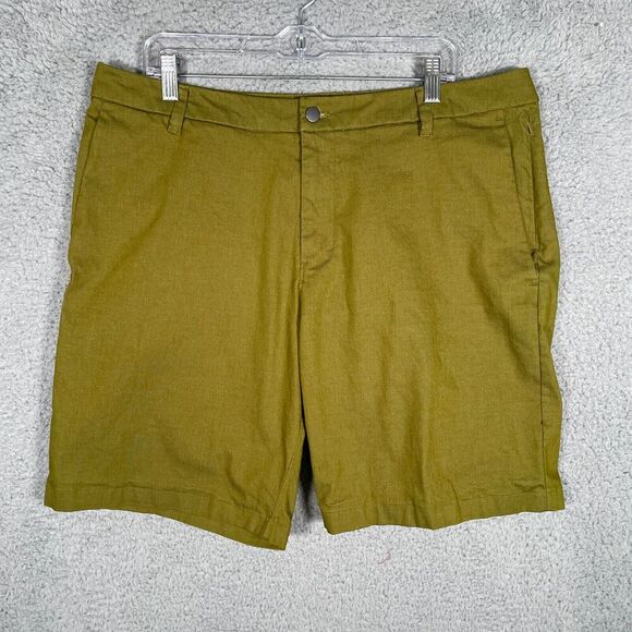 Lululemon Shorts Mens Size 38 Green Commission Short Relaxed Qwick Oxford 9" - Picture 1 of 8
